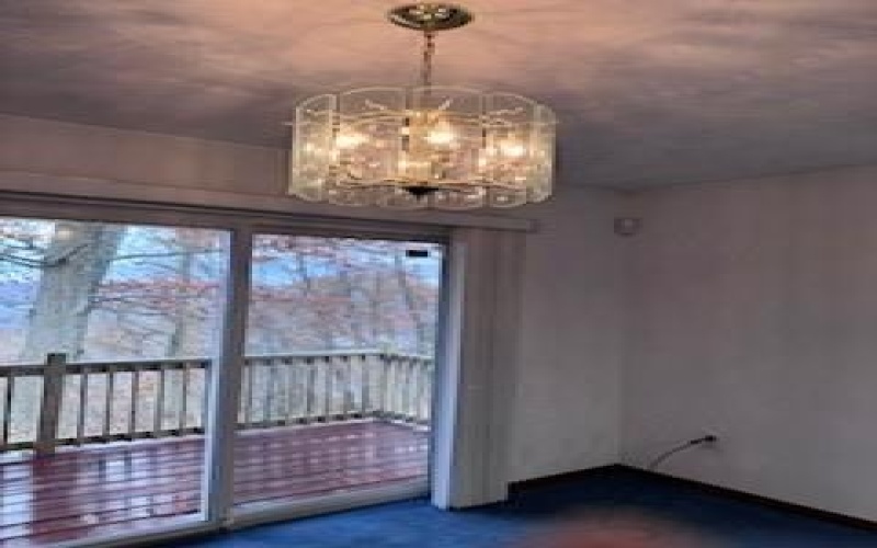 1 Jeanne Lee Ln, Brownsville, 15417, 3 Bedrooms Bedrooms, ,2 BathroomsBathrooms,Residential,For Sale,Jeanne Lee Ln,1737349