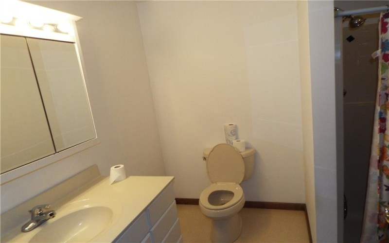 1 Jeanne Lee Ln, Brownsville, 15417, 3 Bedrooms Bedrooms, ,2 BathroomsBathrooms,Residential,For Sale,Jeanne Lee Ln,1737349