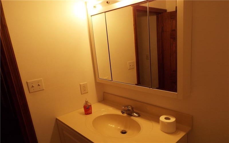1 Jeanne Lee Ln, Brownsville, 15417, 3 Bedrooms Bedrooms, ,2 BathroomsBathrooms,Residential,For Sale,Jeanne Lee Ln,1737349