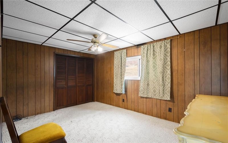17 Hickory St, Burgettstown, 15021, 2 Bedrooms Bedrooms, ,1 BathroomBathrooms,Residential,For Sale,Hickory St,1740357