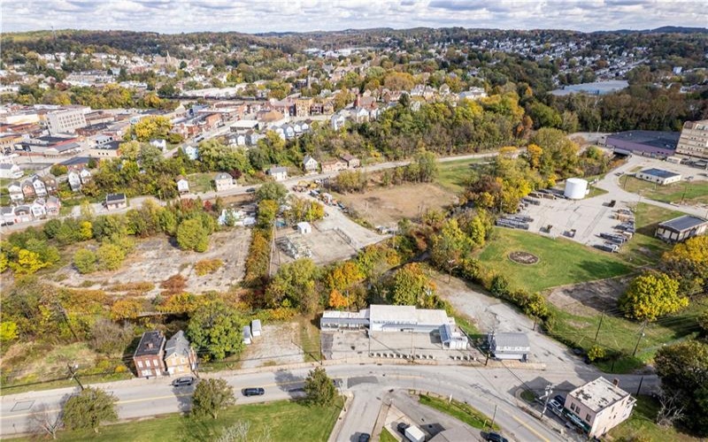 305 Division St, Jeannette, 15644, ,Commercial-industrial-business,For Sale,Division St,1727210