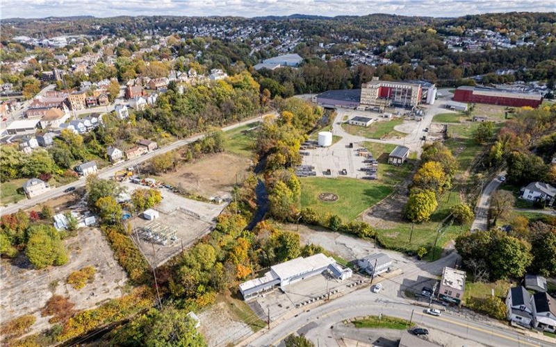 305 Division St, Jeannette, 15644, ,Commercial-industrial-business,For Sale,Division St,1727210