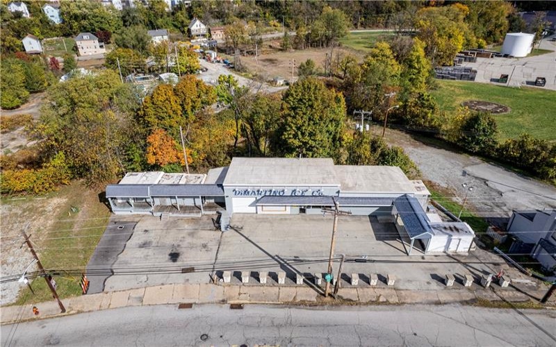 305 Division St, Jeannette, 15644, ,Commercial-industrial-business,For Sale,Division St,1727210