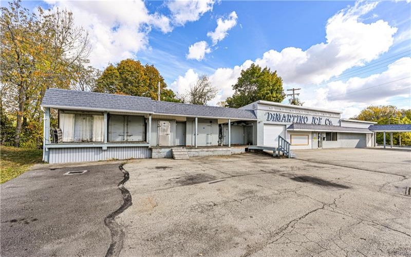 305 Division St, Jeannette, 15644, ,Commercial-industrial-business,For Sale,Division St,1727210