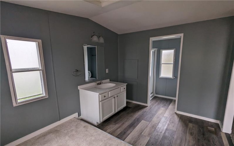 514 Reed Cir, Ruffs Dale, 15679, 2 Bedrooms Bedrooms, ,2 BathroomsBathrooms,Residential,For Sale,Reed Cir,1727213