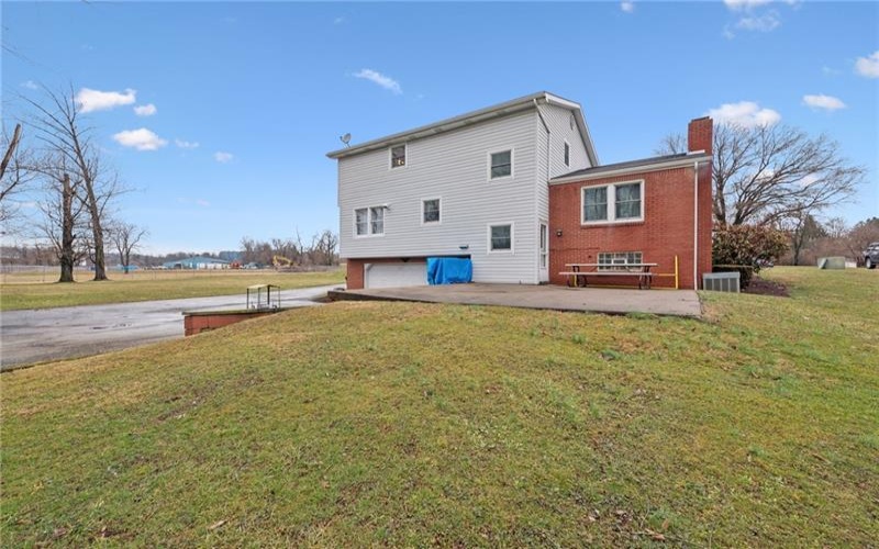2429 Brownfield Dr, Greensburg, 15601, 3 Bedrooms Bedrooms, 9 Rooms Rooms,2.1 BathroomsBathrooms,Residential,For Sale,Brownfield Dr,1745774