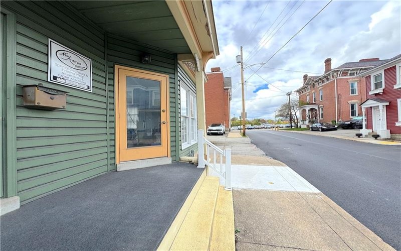 439 Maple Ave, Greensburg, 15601, ,Commercial-industrial-business,For Sale,Maple Ave,1727218