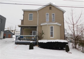 17 Summit Avenue, Uniontown, 15401, 3 Bedrooms Bedrooms, ,1 BathroomBathrooms,Residential,For Sale,Summit Avenue,1737379