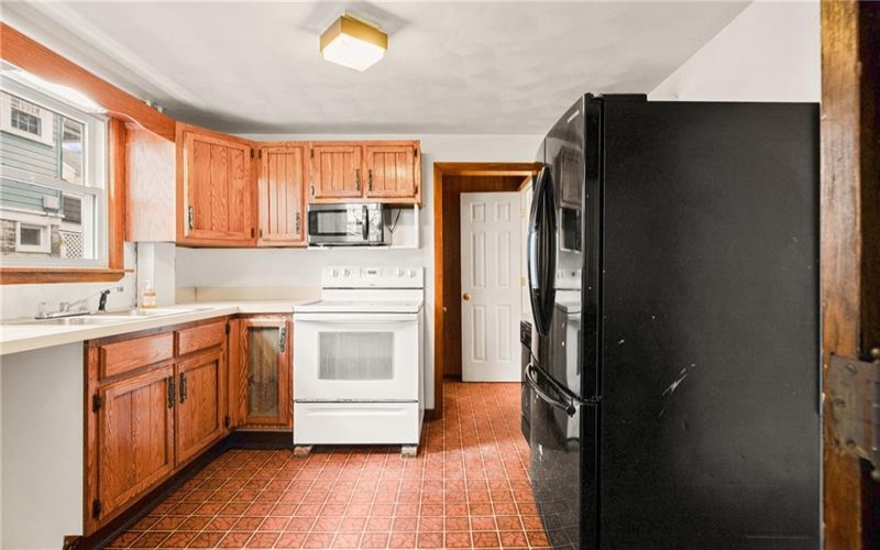 524 Glenwood Avenue, Johnstown, 15905, 3 Bedrooms Bedrooms, ,1.1 BathroomsBathrooms,Residential,For Sale,Glenwood Avenue,1745808