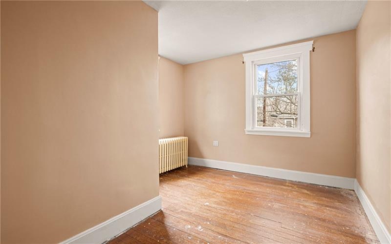 524 Glenwood Avenue, Johnstown, 15905, 3 Bedrooms Bedrooms, ,1.1 BathroomsBathrooms,Residential,For Sale,Glenwood Avenue,1745808
