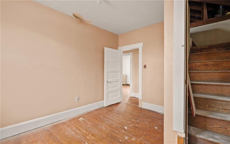 524 Glenwood Avenue, Johnstown, 15905, 3 Bedrooms Bedrooms, ,1.1 BathroomsBathrooms,Residential,For Sale,Glenwood Avenue,1745808