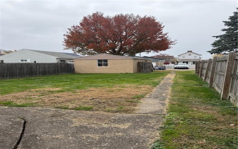140 Downer Ave, Uniontown, 15401, 2 Bedrooms Bedrooms, ,1 BathroomBathrooms,Residential,For Sale,Downer Ave,1737433