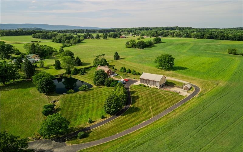 440 Owl Hollow Road, Ligonier, 15658, 4 Bedrooms Bedrooms, 13 Rooms Rooms,4 BathroomsBathrooms,Residential,For Sale,Owl Hollow Road,1740408