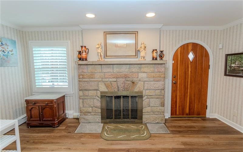 1025 Isabella Road, Connellsville, 15425, 4 Bedrooms Bedrooms, 11 Rooms Rooms,2 BathroomsBathrooms,Residential,For Sale,Isabella Road,1743260