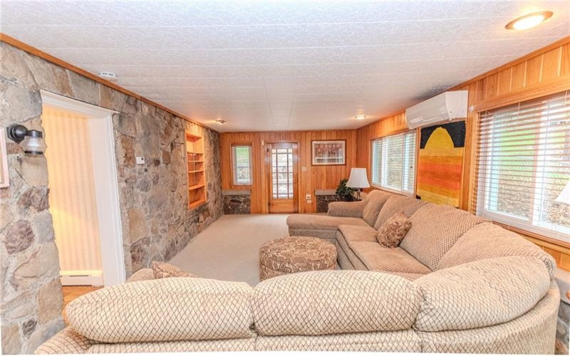 1025 Isabella Road, Connellsville, 15425, 4 Bedrooms Bedrooms, 11 Rooms Rooms,2 BathroomsBathrooms,Residential,For Sale,Isabella Road,1743260