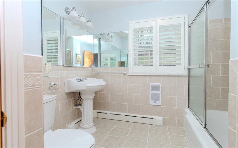 1025 Isabella Road, Connellsville, 15425, 4 Bedrooms Bedrooms, 11 Rooms Rooms,2 BathroomsBathrooms,Residential,For Sale,Isabella Road,1743260