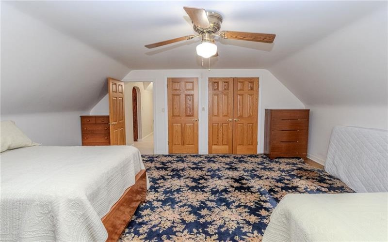 1025 Isabella Road, Connellsville, 15425, 4 Bedrooms Bedrooms, 11 Rooms Rooms,2 BathroomsBathrooms,Residential,For Sale,Isabella Road,1743260