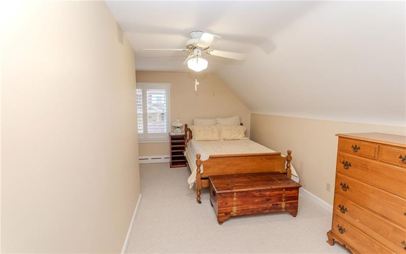 1025 Isabella Road, Connellsville, 15425, 4 Bedrooms Bedrooms, 11 Rooms Rooms,2 BathroomsBathrooms,Residential,For Sale,Isabella Road,1743260