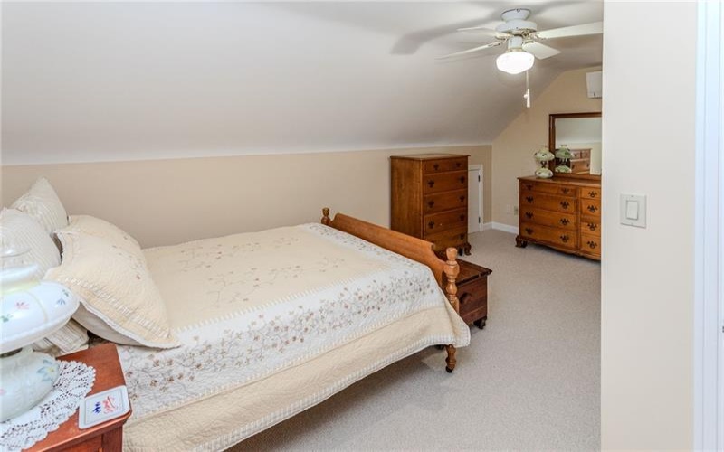 1025 Isabella Road, Connellsville, 15425, 4 Bedrooms Bedrooms, 11 Rooms Rooms,2 BathroomsBathrooms,Residential,For Sale,Isabella Road,1743260