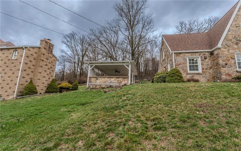 1025 Isabella Road, Connellsville, 15425, 4 Bedrooms Bedrooms, 11 Rooms Rooms,2 BathroomsBathrooms,Residential,For Sale,Isabella Road,1743260