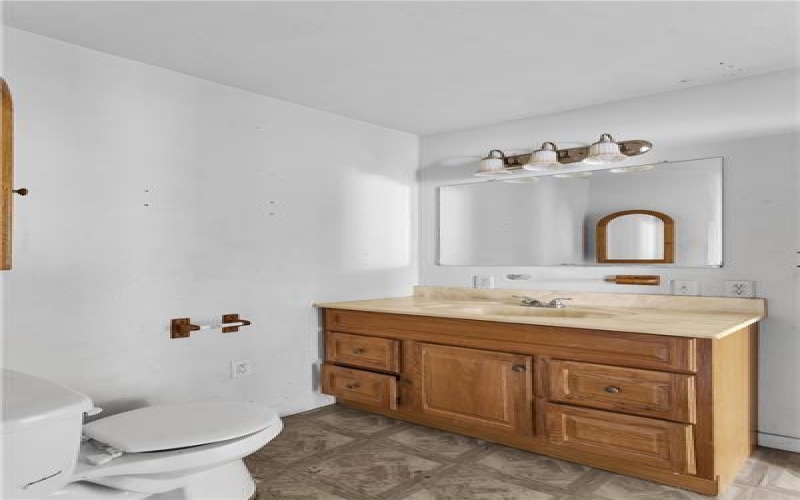 312 Lafferty Street, Jeannette, 15644, 3 Bedrooms Bedrooms, 9 Rooms Rooms,1.1 BathroomsBathrooms,Residential,For Sale,Lafferty Street,1733118