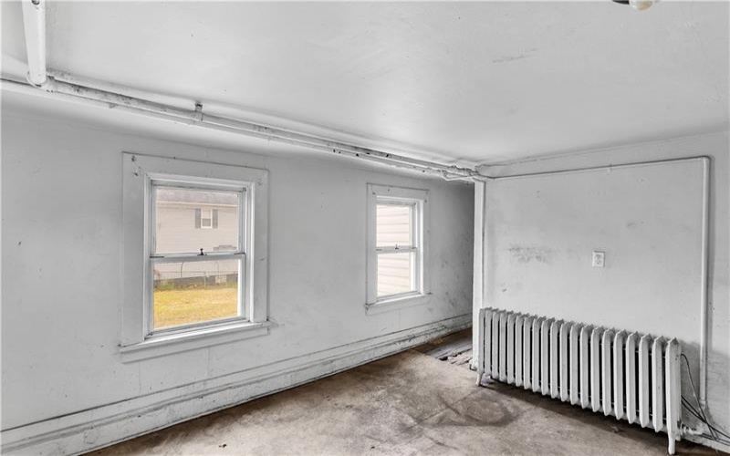 312 Lafferty Street, Jeannette, 15644, 3 Bedrooms Bedrooms, 9 Rooms Rooms,1.1 BathroomsBathrooms,Residential,For Sale,Lafferty Street,1733118