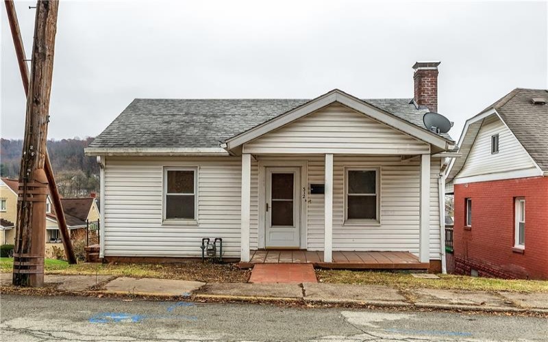 312 Lafferty Street, Jeannette, 15644, 3 Bedrooms Bedrooms, 9 Rooms Rooms,1.1 BathroomsBathrooms,Residential,For Sale,Lafferty Street,1733118