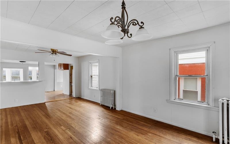 312 Lafferty Street, Jeannette, 15644, 3 Bedrooms Bedrooms, 9 Rooms Rooms,1.1 BathroomsBathrooms,Residential,For Sale,Lafferty Street,1733118