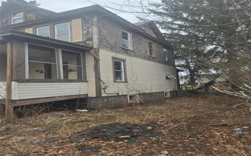 19 John Street, Uniontown, 15401, 4 Bedrooms Bedrooms, ,1 BathroomBathrooms,Residential,For Sale,John Street,1740460