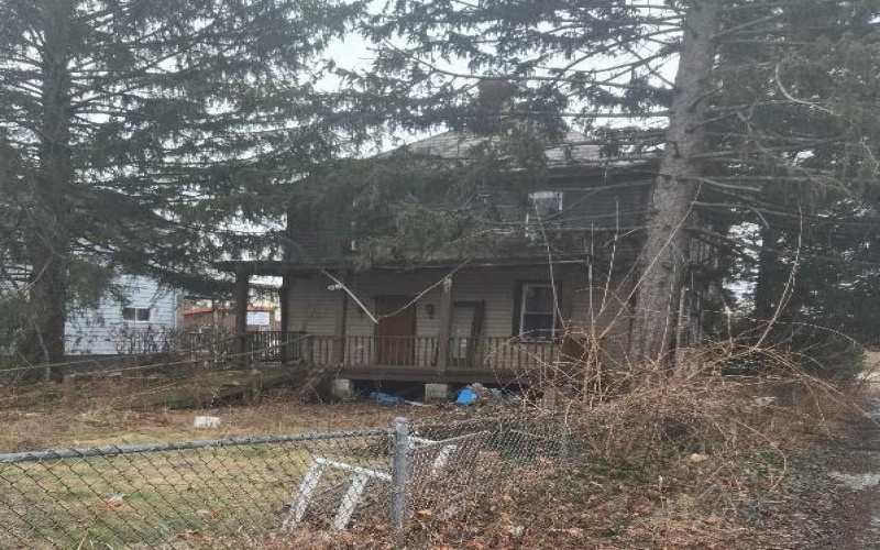 19 John Street, Uniontown, 15401, 4 Bedrooms Bedrooms, ,1 BathroomBathrooms,Residential,For Sale,John Street,1740460