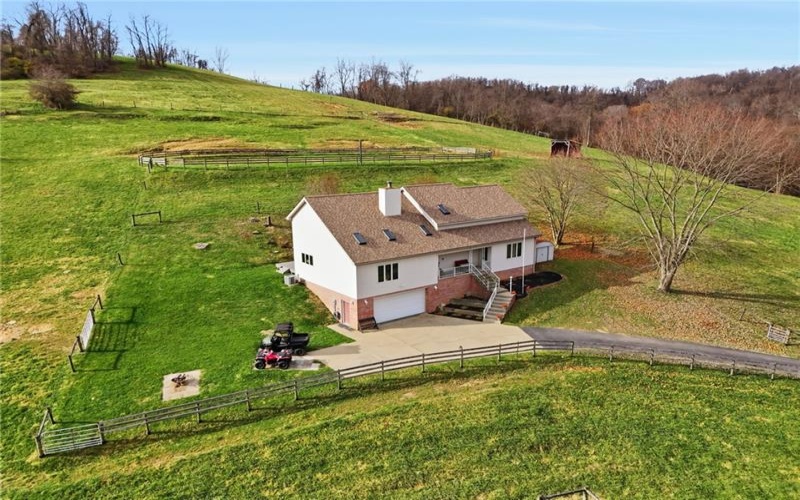 327/329 Sugar Run Road, Waynesburg, 15370, 4 Bedrooms Bedrooms, ,2.2 BathroomsBathrooms,Farm-acreage-lot,For Sale,6-stall barn, 2 run-in's,Sugar Run Road,1743268
