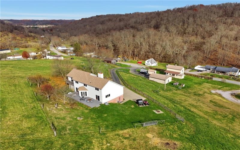 327/329 Sugar Run Road, Waynesburg, 15370, 4 Bedrooms Bedrooms, ,2.2 BathroomsBathrooms,Farm-acreage-lot,For Sale,6-stall barn, 2 run-in's,Sugar Run Road,1743268
