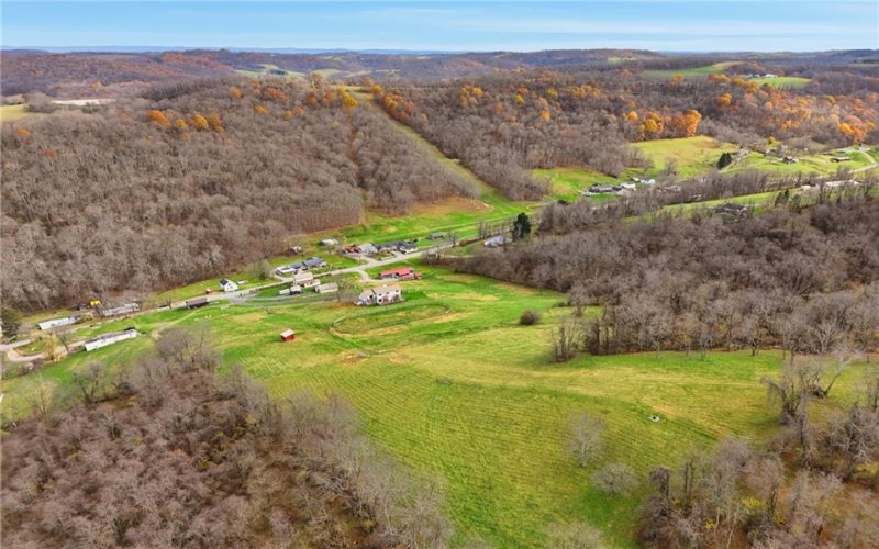 327/329 Sugar Run Road, Waynesburg, 15370, 4 Bedrooms Bedrooms, ,2.2 BathroomsBathrooms,Farm-acreage-lot,For Sale,6-stall barn, 2 run-in's,Sugar Run Road,1743268