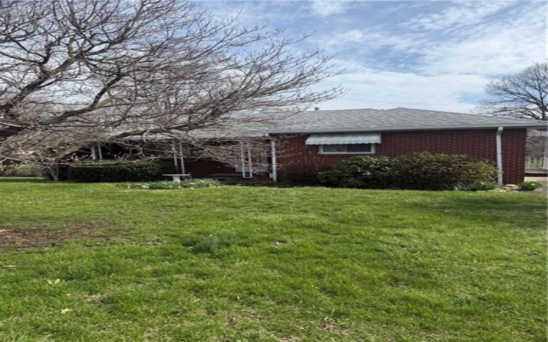 112 Easy St, Uniontown, 15401, 3 Bedrooms Bedrooms, 5 Rooms Rooms,1.1 BathroomsBathrooms,Residential,For Sale,Easy St,1745824