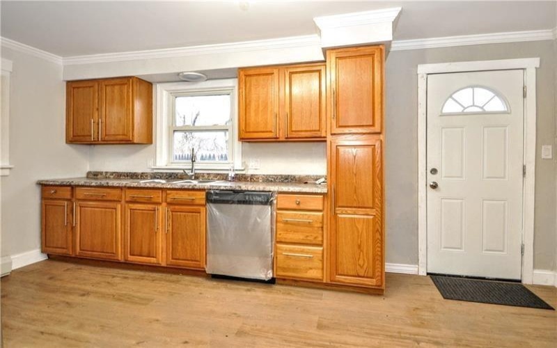 145 Main St, Monongahela, 15063, 2 Bedrooms Bedrooms, 5 Rooms Rooms,1.1 BathroomsBathrooms,Residential,For Sale,Main St,1727241