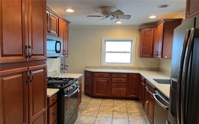 304 Dewey Ave, Washington, 15301, 2 Bedrooms Bedrooms, 5 Rooms Rooms,1 BathroomBathrooms,Residential,For Sale,Dewey Ave,1733120