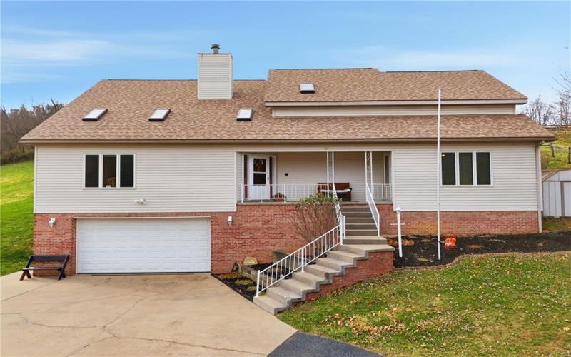327 Sugar Run Road, Waynesburg, 15370, 4 Bedrooms Bedrooms, 12 Rooms Rooms,2.2 BathroomsBathrooms,Residential,For Sale,Sugar Run Road,1743280