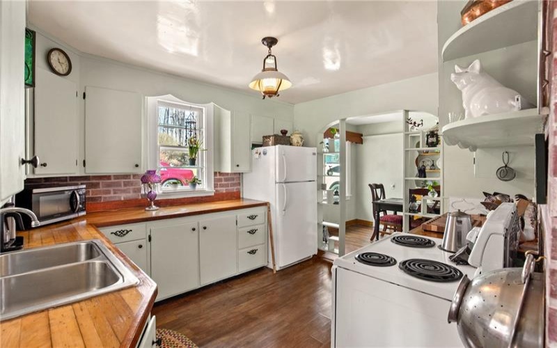 891 Main Street, Addison, 15411, 3 Bedrooms Bedrooms, ,1 BathroomBathrooms,Residential,For Sale,Main Street,1745830