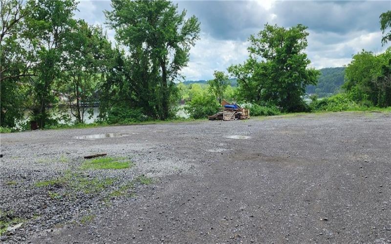 736 Front St, Fredericktown, 15333, ,Commercial-industrial-business,For Sale,Front St,1727242
