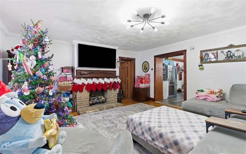 2976 Henderson Road, Washington, 15301, 8 Bedrooms Bedrooms, 14 Rooms Rooms,4 BathroomsBathrooms,Residential,For Sale,Henderson Road,1733133