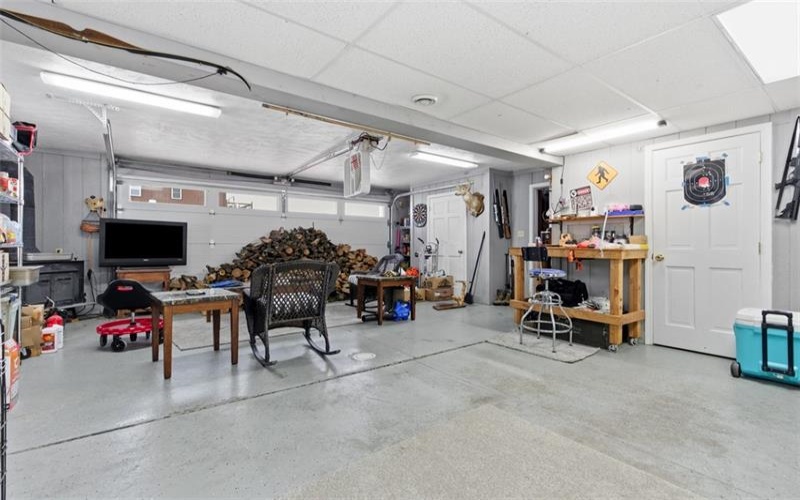 2976 Henderson Road, Washington, 15301, 8 Bedrooms Bedrooms, 14 Rooms Rooms,4 BathroomsBathrooms,Residential,For Sale,Henderson Road,1733133