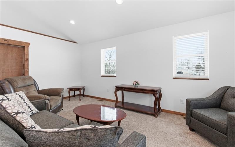 2976 Henderson Road, Washington, 15301, 8 Bedrooms Bedrooms, 14 Rooms Rooms,4 BathroomsBathrooms,Residential,For Sale,Henderson Road,1733133