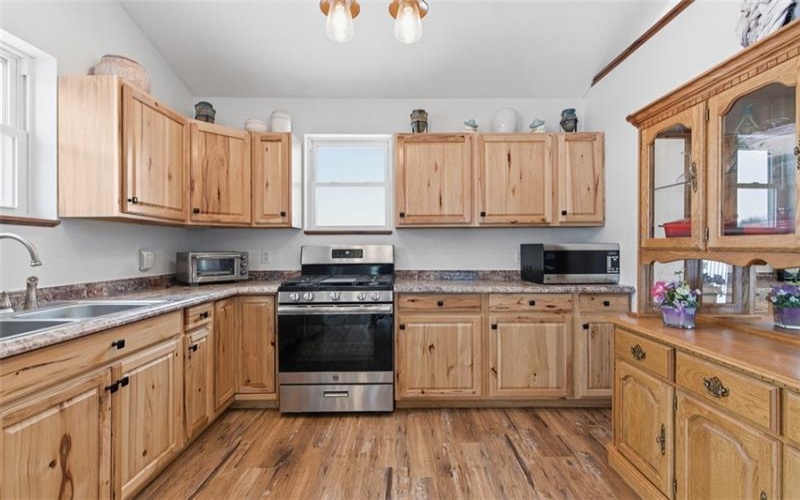 2976 Henderson Road, Washington, 15301, 8 Bedrooms Bedrooms, 14 Rooms Rooms,4 BathroomsBathrooms,Residential,For Sale,Henderson Road,1733133