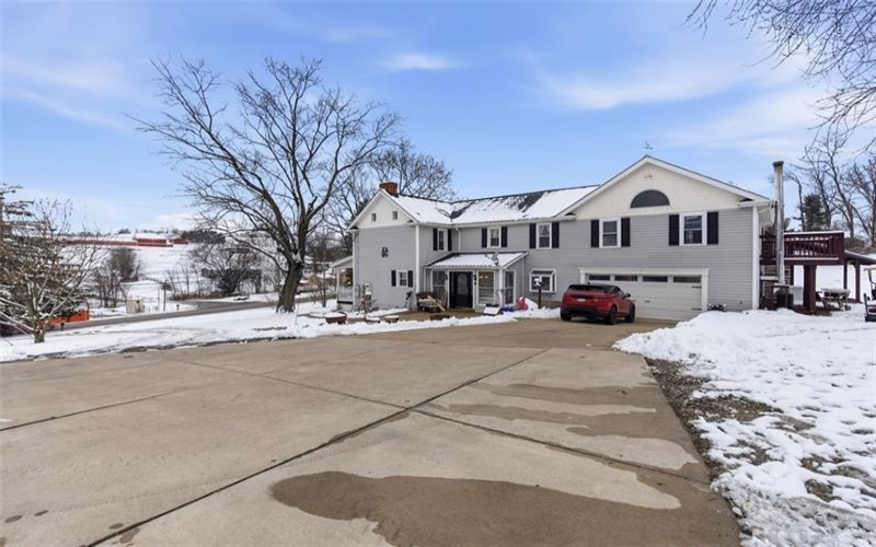 2976 Henderson Road, Washington, 15301, 8 Bedrooms Bedrooms, 14 Rooms Rooms,4 BathroomsBathrooms,Residential,For Sale,Henderson Road,1733133