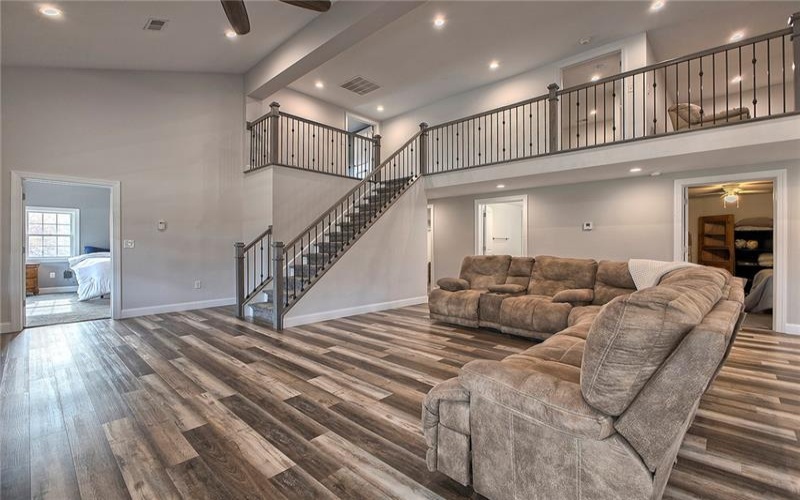 2084 Boquet Rd, Jeannette, 15644, 4 Bedrooms Bedrooms, 11 Rooms Rooms,4.1 BathroomsBathrooms,Residential,For Sale,Boquet Rd,1737489