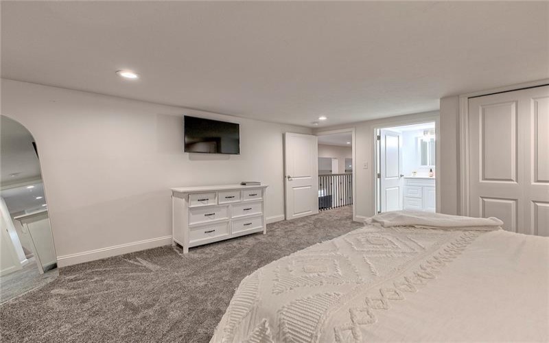 2084 Boquet Rd, Jeannette, 15644, 4 Bedrooms Bedrooms, 11 Rooms Rooms,4.1 BathroomsBathrooms,Residential,For Sale,Boquet Rd,1737489