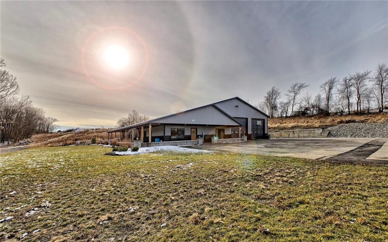 2084 Boquet Rd, Jeannette, 15644, 4 Bedrooms Bedrooms, 11 Rooms Rooms,4.1 BathroomsBathrooms,Residential,For Sale,Boquet Rd,1737489