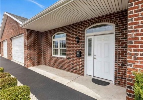 909 VALENTINA LN, Lower Burrell, 15068, 2 Bedrooms Bedrooms, 6 Rooms Rooms,2 BathroomsBathrooms,Residential,For Sale,VALENTINA LN,1743306