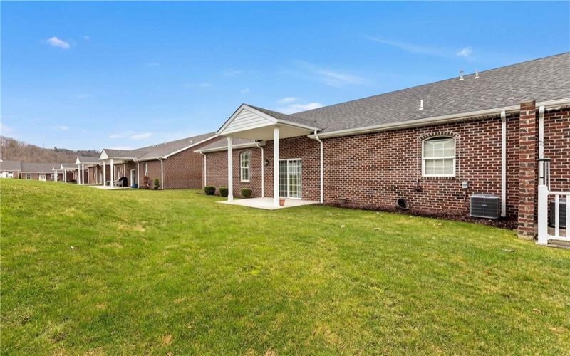 909 VALENTINA LN, Lower Burrell, 15068, 2 Bedrooms Bedrooms, 6 Rooms Rooms,2 BathroomsBathrooms,Residential,For Sale,VALENTINA LN,1743306