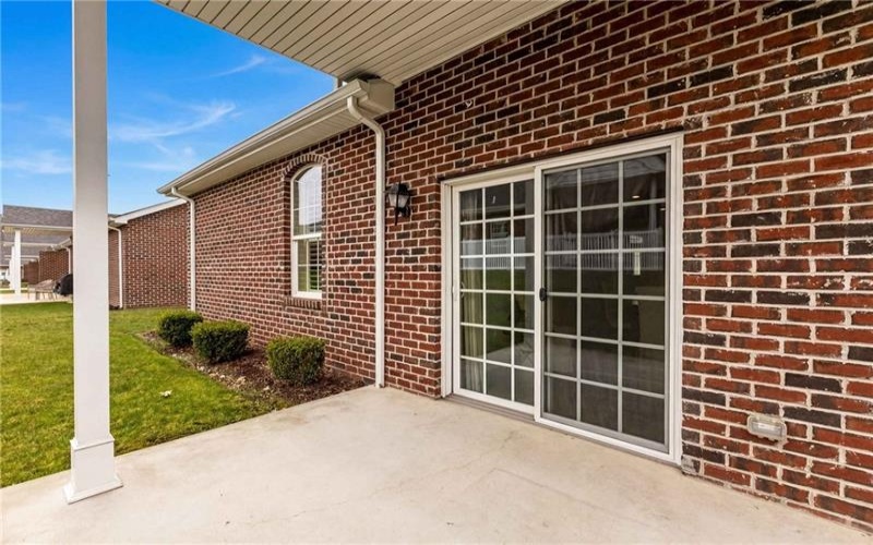 909 VALENTINA LN, Lower Burrell, 15068, 2 Bedrooms Bedrooms, 6 Rooms Rooms,2 BathroomsBathrooms,Residential,For Sale,VALENTINA LN,1743306